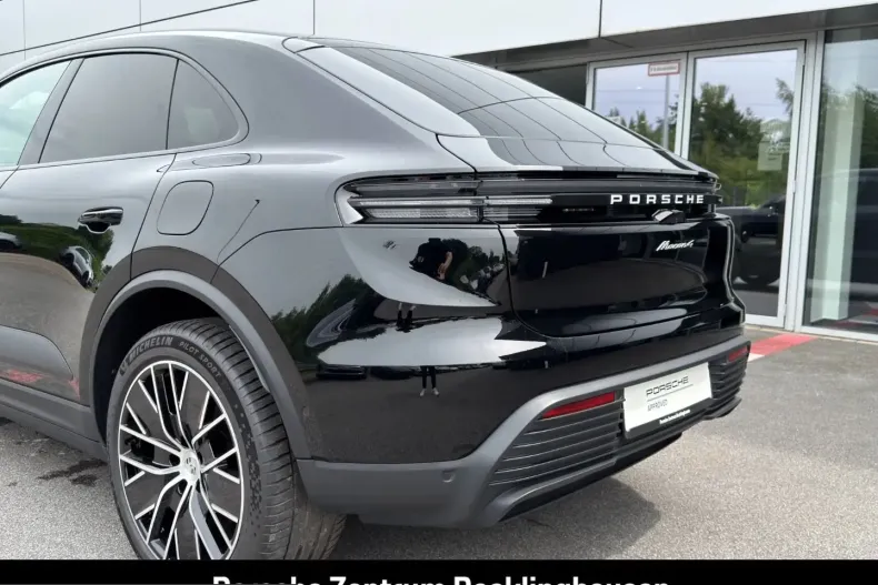 Porsche Macan din 2024 cu 16.927 km - oferta POR230553 - foto 20