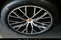Porsche Macan din 2025 cu 15.990 km - oferta POR230554 - foto 35