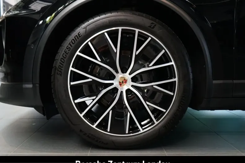 Porsche Macan din 2025 cu 15.990 km - oferta POR230554 - foto 39