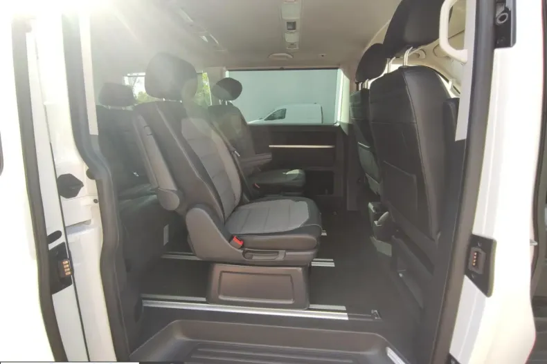 Volkswagen T6 Multivan din 2021 cu 88.720 km - oferta VOL230561 - foto 11