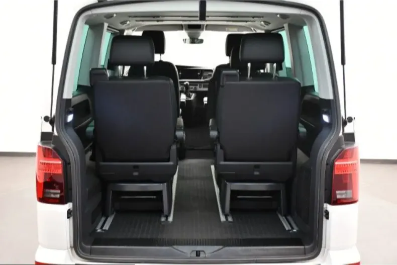 Volkswagen T6 Multivan din 2022 cu 99.850 km - oferta VOL230565 - foto 9