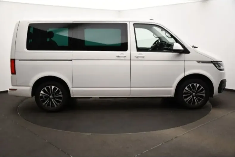 Volkswagen T6 Multivan din 2022 cu 99.850 km - oferta VOL230565 - foto 14
