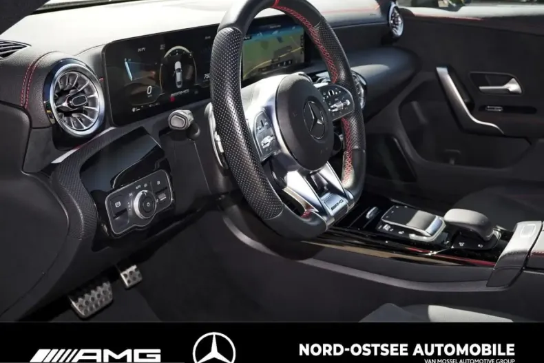 Mercedes-Benz CLA 35 AMG (Clasa CLA) din 2022 cu 42.638 km - oferta MER230567 - foto 8