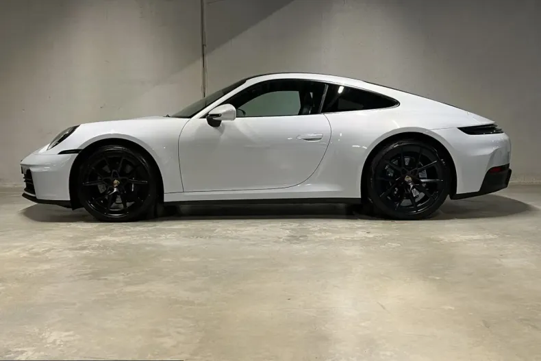 Porsche 992 din 2024 cu 13.800 km - oferta POR230576 - foto 3