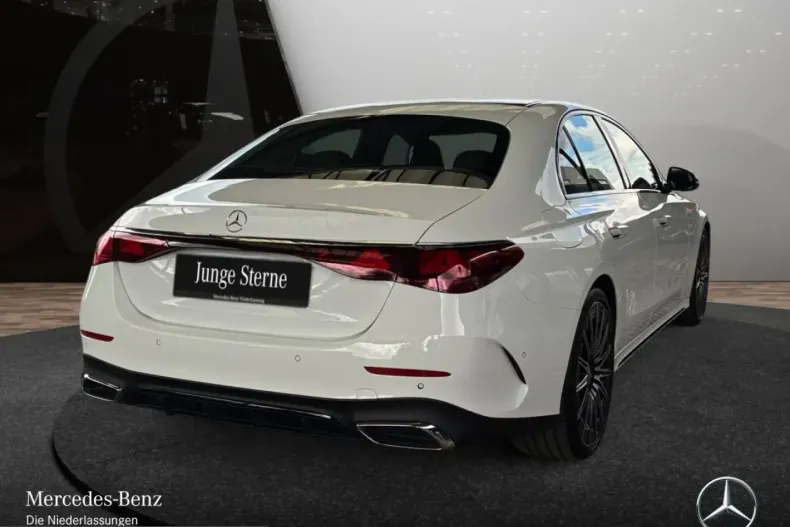 Mercedes-Benz E 220 (Clasa E) din 2025 cu 27.785 km - oferta MER230582 - foto 5