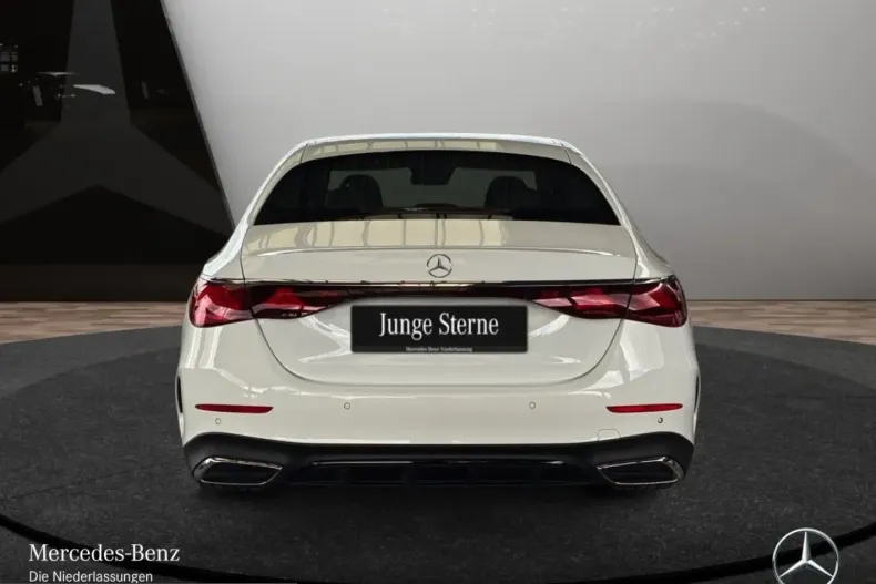 Mercedes-Benz E 220 (Clasa E) din 2025 cu 27.785 km - oferta MER230582 - foto 6