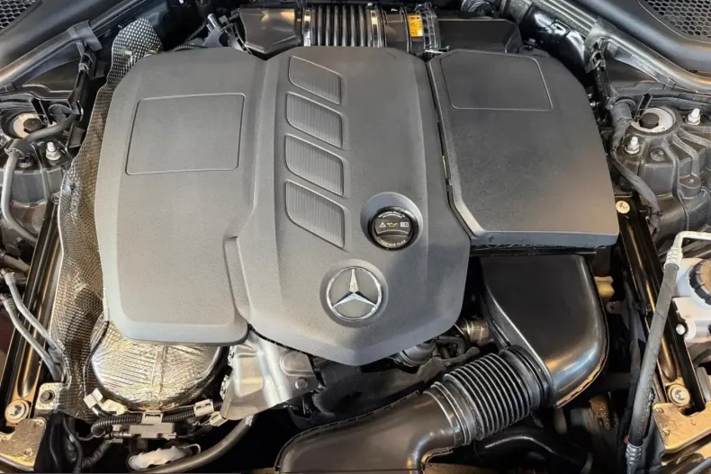 Mercedes-Benz E 220 (Clasa E) din 2025 cu 23.690 km - oferta MER230585 - foto 7