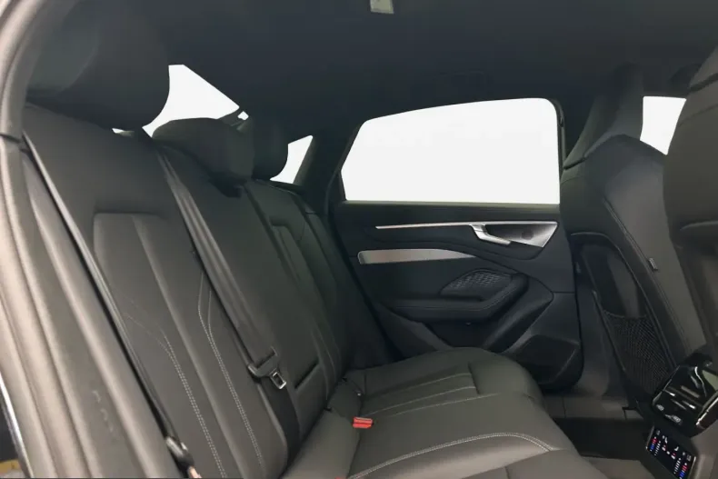 Audi A6 din 2025 cu 27.201 km - oferta AUD230603 - foto 14