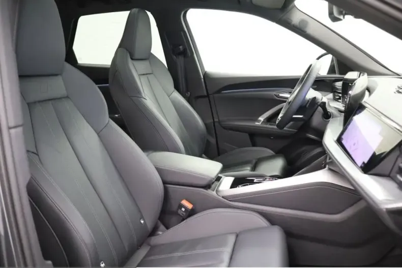 Audi Q5 din 2025 cu 21.284 km - oferta AUD230606 - foto 25