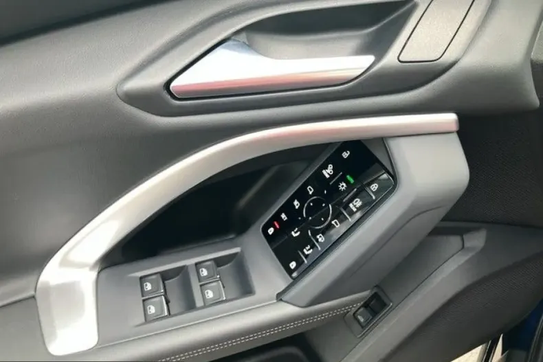 Audi Q5 din 2025 cu 11.920 km - oferta AUD230607 - foto 14