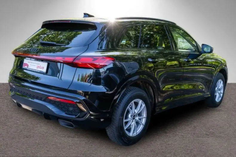 Audi Q5 din 2025 cu 9.600 km - oferta AUD230615 - foto 2