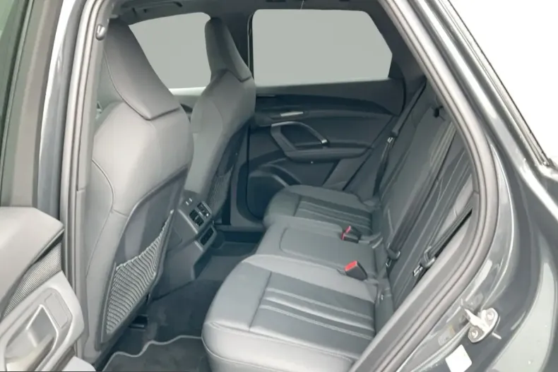 Audi Q5 din 2025 cu 17.900 km - oferta AUD230617 - foto 12