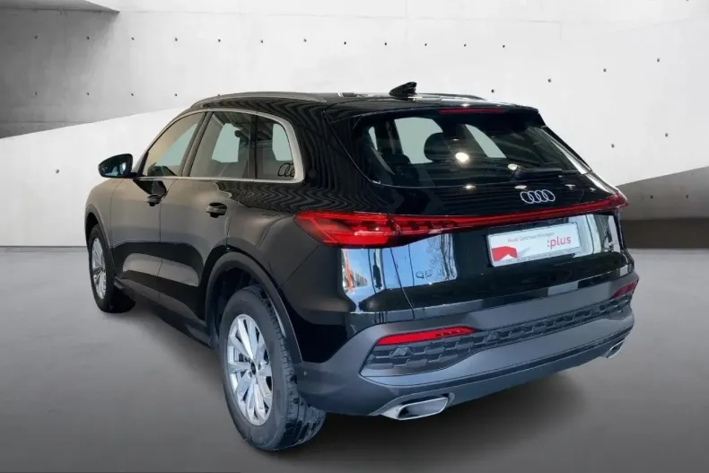 Audi Q5 din 2025 cu 6.127 km - oferta AUD230618 - foto 2