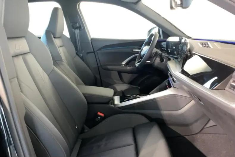 Audi Q5 din 2025 cu 6.127 km - oferta AUD230618 - foto 6