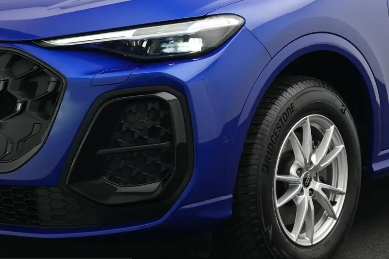 Audi Q5 din 2025 cu 7.992 km - oferta AUD230619 - foto 19