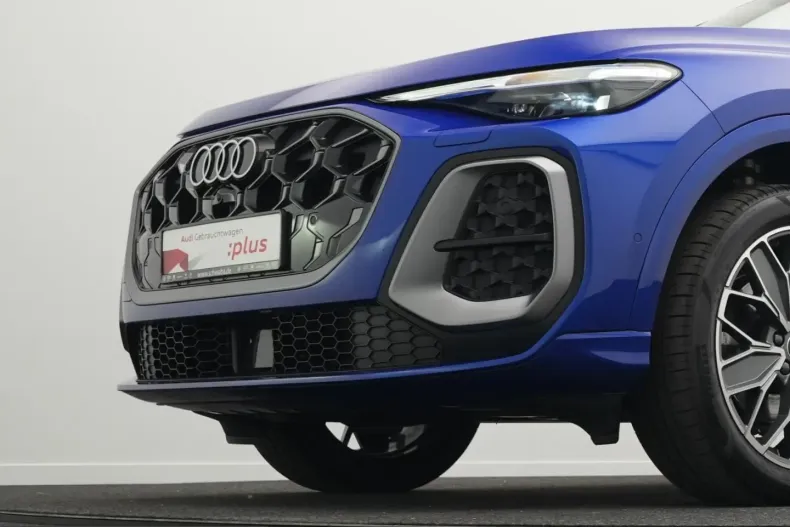 Audi Q5 din 2025 cu 7.500 km - oferta AUD230620 - foto 39