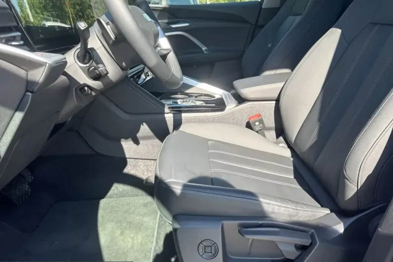Audi Q5 din 2025 cu 7.700 km - oferta AUD230621 - foto 12