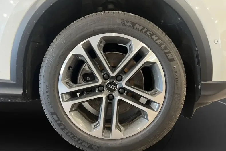 Audi Q5 din 2025 cu 27.520 km - oferta AUD230622 - foto 12