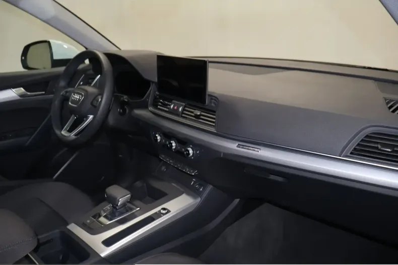 Audi Q5 din 2025 cu 11.709 km - oferta AUD230626 - foto 13