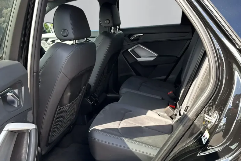 Audi Q3 din 2025 cu 37.206 km - oferta AUD230643 - foto 8