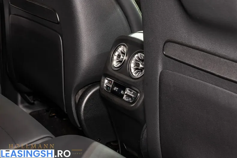 Mercedes-Benz G 63 AMG (Clasa G) din 2024 cu 1.960 km - oferta MER230647 - foto 29