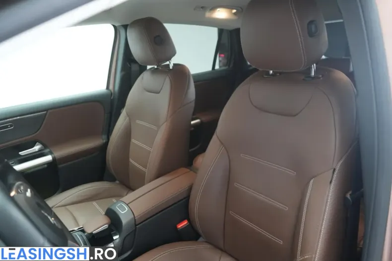 Mercedes-Benz GLA 220 (Clasa GLA) din 2023 cu 48.000 km - oferta MER230648 - foto 10