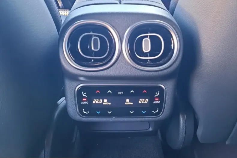 Mercedes-Benz GLC 450 (Clasa GLC) din 2025 cu 14.314 km - oferta MER230662 - foto 10