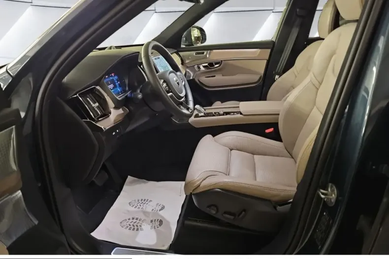Volvo XC90 din 2025 cu 22.548 km - oferta VOL230666 - foto 7