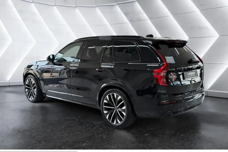 Volvo XC90 din 2025 cu 24.565 km - oferta VOL230667 - foto 3