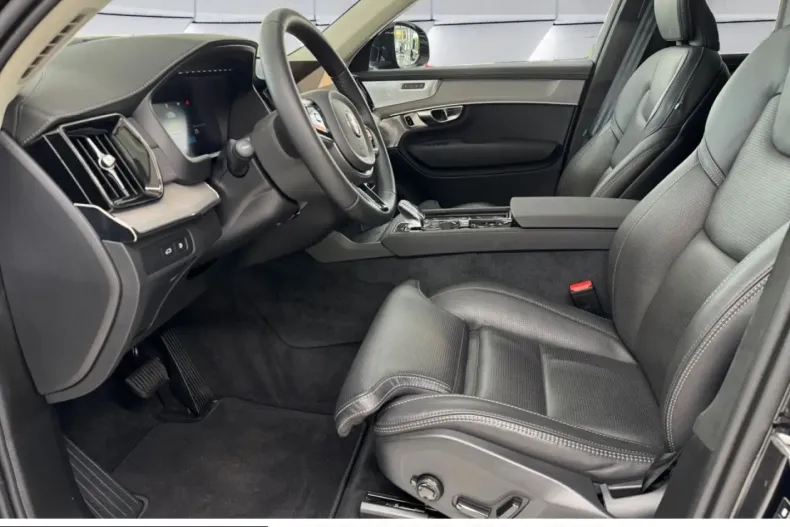 Volvo XC90 din 2025 cu 24.565 km - oferta VOL230667 - foto 11