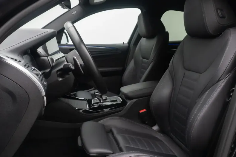 BMW X4 (Seria X) din 2023 cu 75.344 km - oferta BMW230677 - foto 32