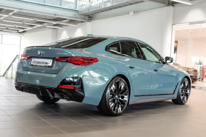 BMW M440 (Seria 4) din 2025 cu 12.992 km - oferta BMW230685 - foto 4