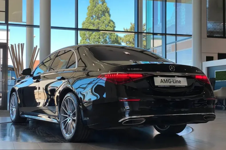 Mercedes-Benz S 580 (Clasa S) din 2023 cu 44.866 km - oferta MER230687 - foto 2