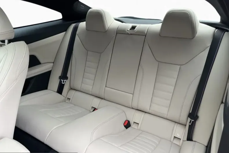 BMW M440 (Seria 4) din 2025 cu 23.015 km - oferta BMW230688 - foto 8