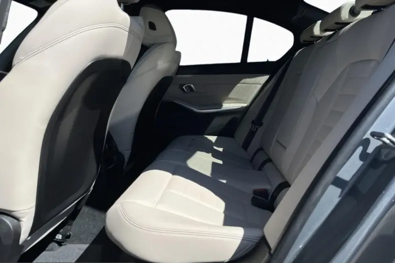BMW M340d (Seria 3) din 2025 cu 14.905 km - oferta BMW230700 - foto 11