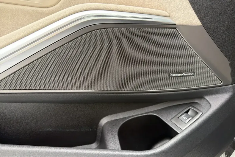 BMW M340d (Seria 3) din 2025 cu 12.720 km - oferta BMW230702 - foto 12
