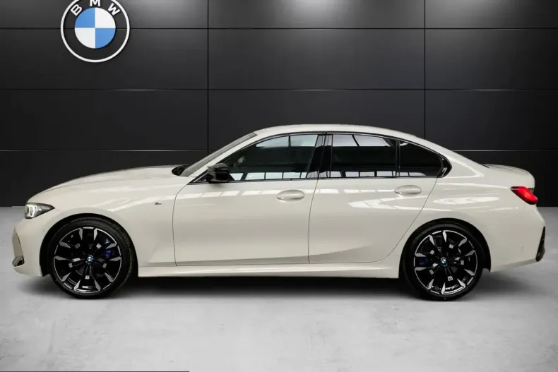 BMW M340d (Seria 3) din 2025 cu 13.900 km - oferta BMW230703 - foto 3