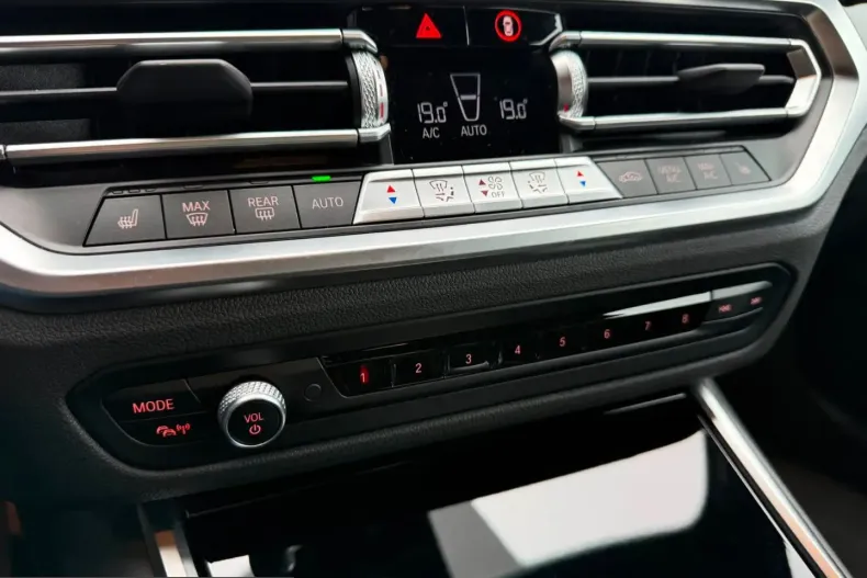BMW M4 (Seria 4) din 2022 cu 59.984 km - oferta BMW230704 - foto 31