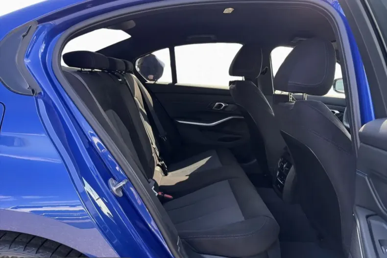 BMW M340d (Seria 3) din 2025 cu 14.232 km - oferta BMW230705 - foto 12