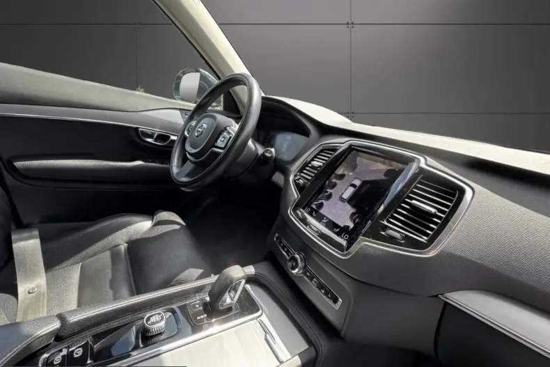 Volvo XC40 din 2021 cu 128.400 km - oferta VOL230707 - foto 14