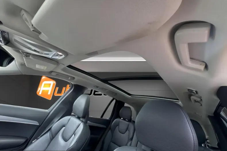 Volvo XC40 din 2021 cu 128.400 km - oferta VOL230707 - foto 18