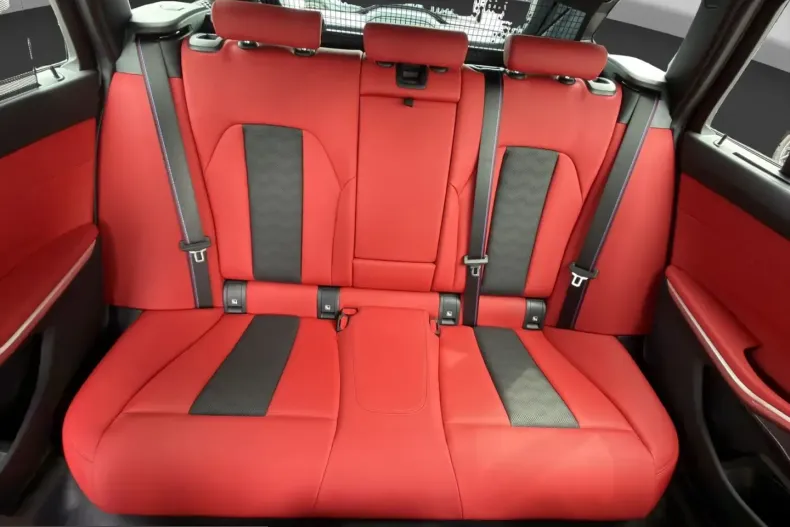 BMW M3 (Seria 3) din 2023 cu 37.596 km - oferta BMW230714 - foto 29