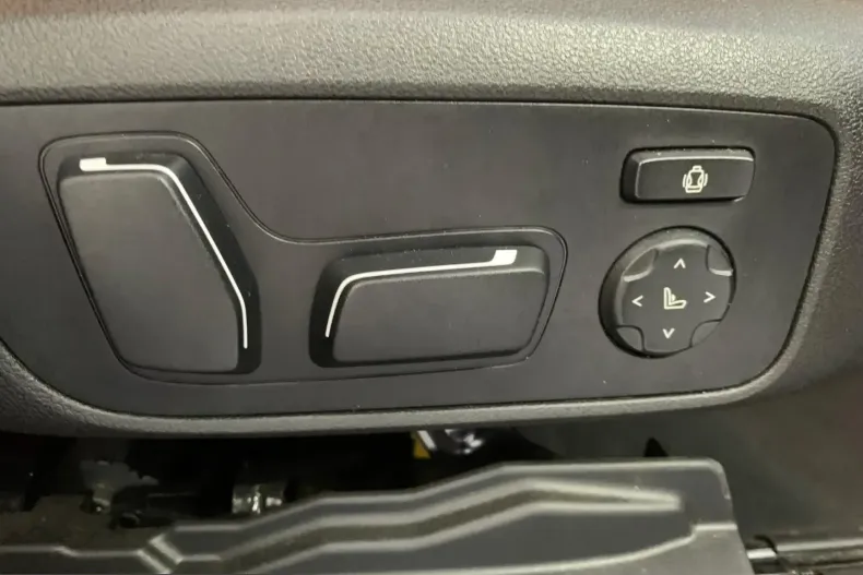 BMW X4 (Seria X) din 2024 cu 77.130 km - oferta BMW230731 - foto 7