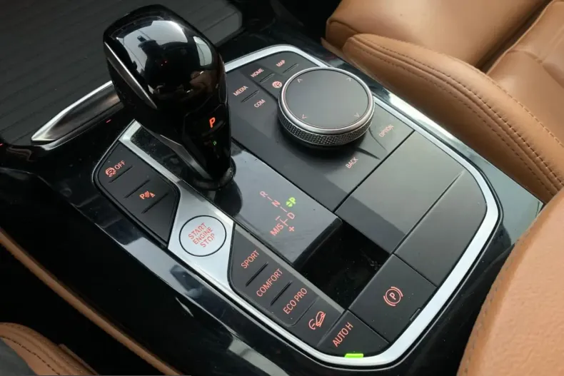 BMW X4 (Seria X) din 2024 cu 77.130 km - oferta BMW230731 - foto 12