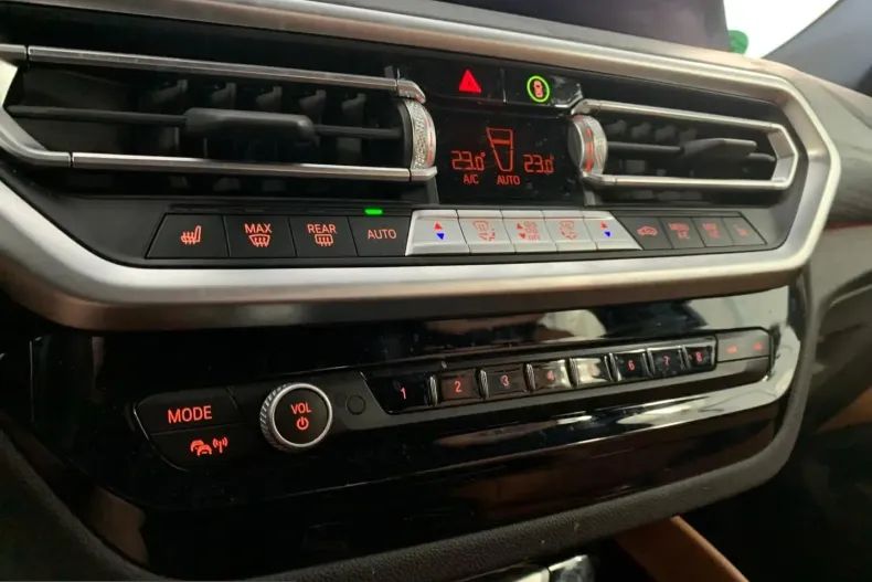 BMW X4 (Seria X) din 2024 cu 77.130 km - oferta BMW230731 - foto 13