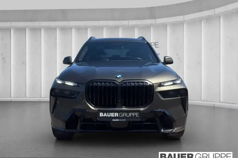 BMW X7 (Seria X) din 2024 cu 56.873 km - oferta BMW230740 - foto 2