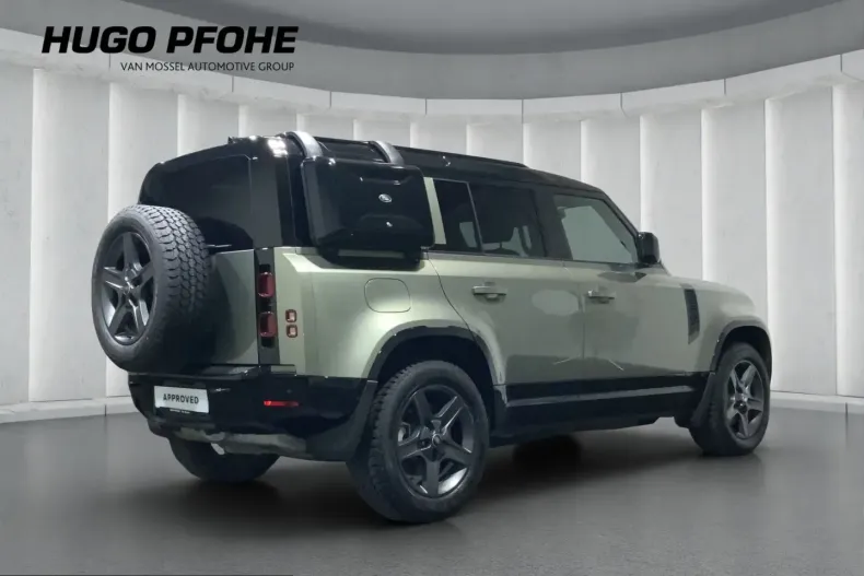 Land Rover Defender din 2024 cu 10.606 km - oferta LAN230744 - foto 2