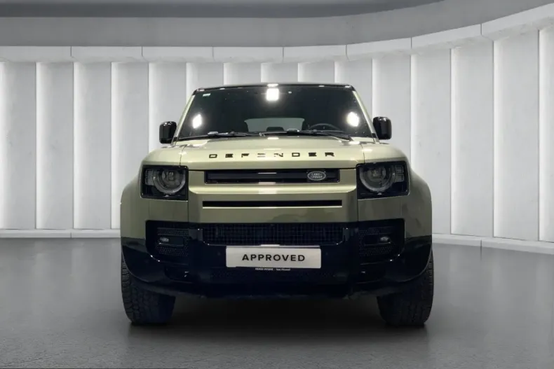 Land Rover Defender din 2024 cu 10.606 km - oferta LAN230744 - foto 4