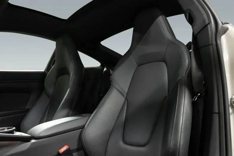 Porsche 992 din 2025 cu 4.200 km - oferta POR230745 - foto 5