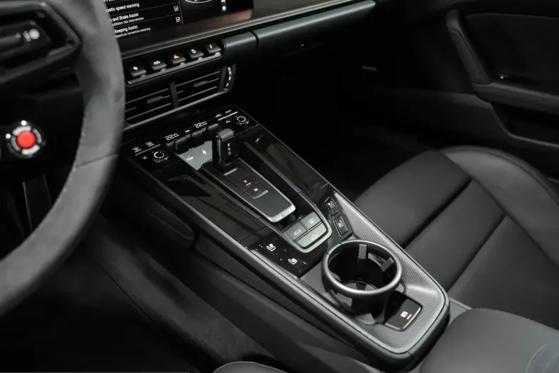 Porsche 992 din 2025 cu 4.200 km - oferta POR230745 - foto 22